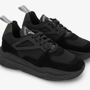 P448 all black shoes